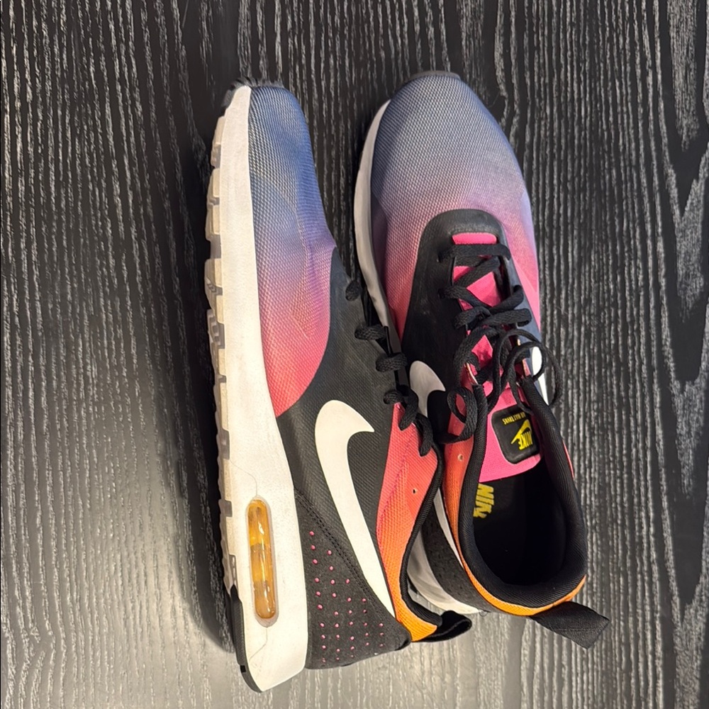 Nike Pink and Purple Sneakers Sporty Low-Top Design